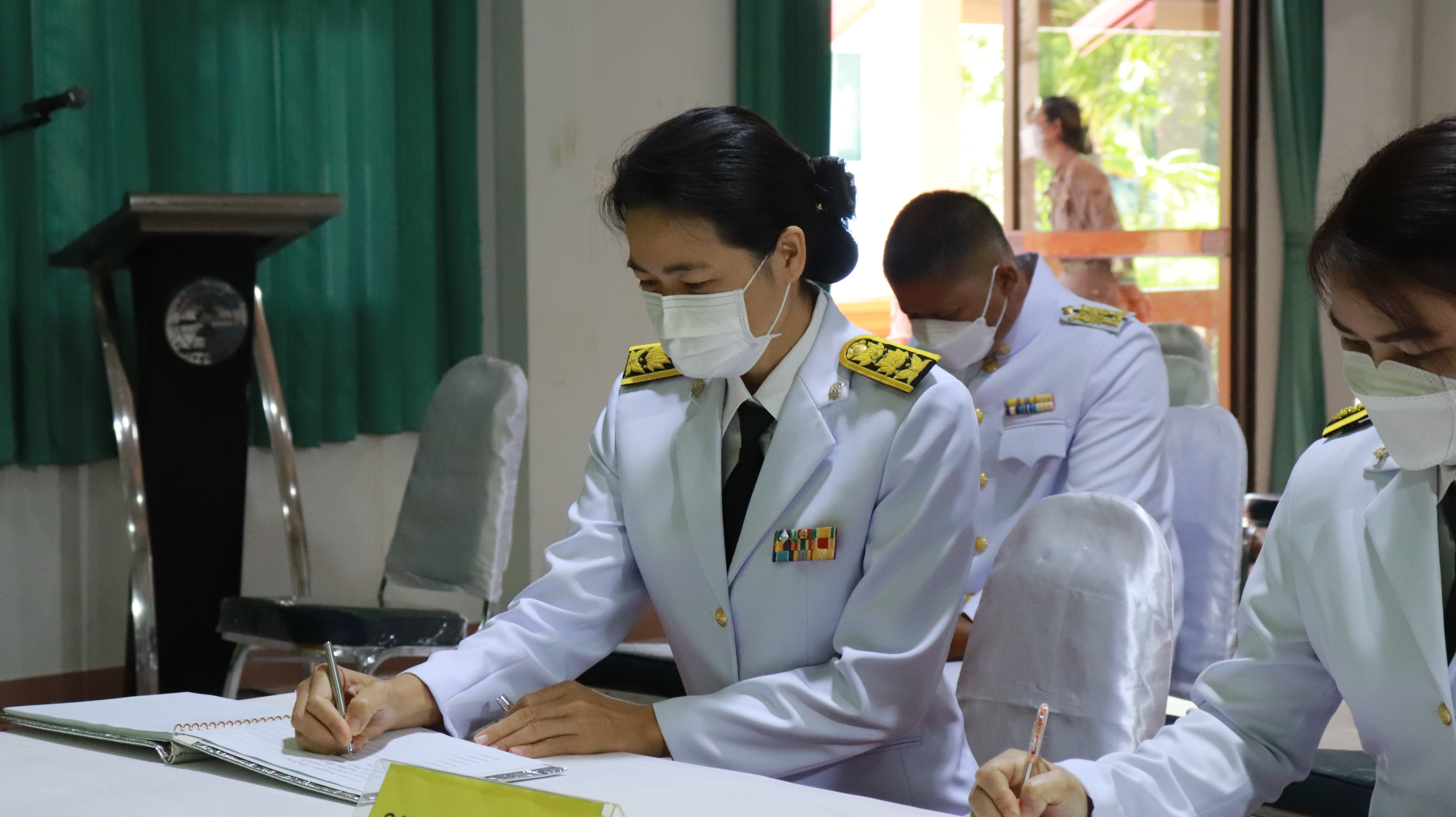ภาพที่ 17