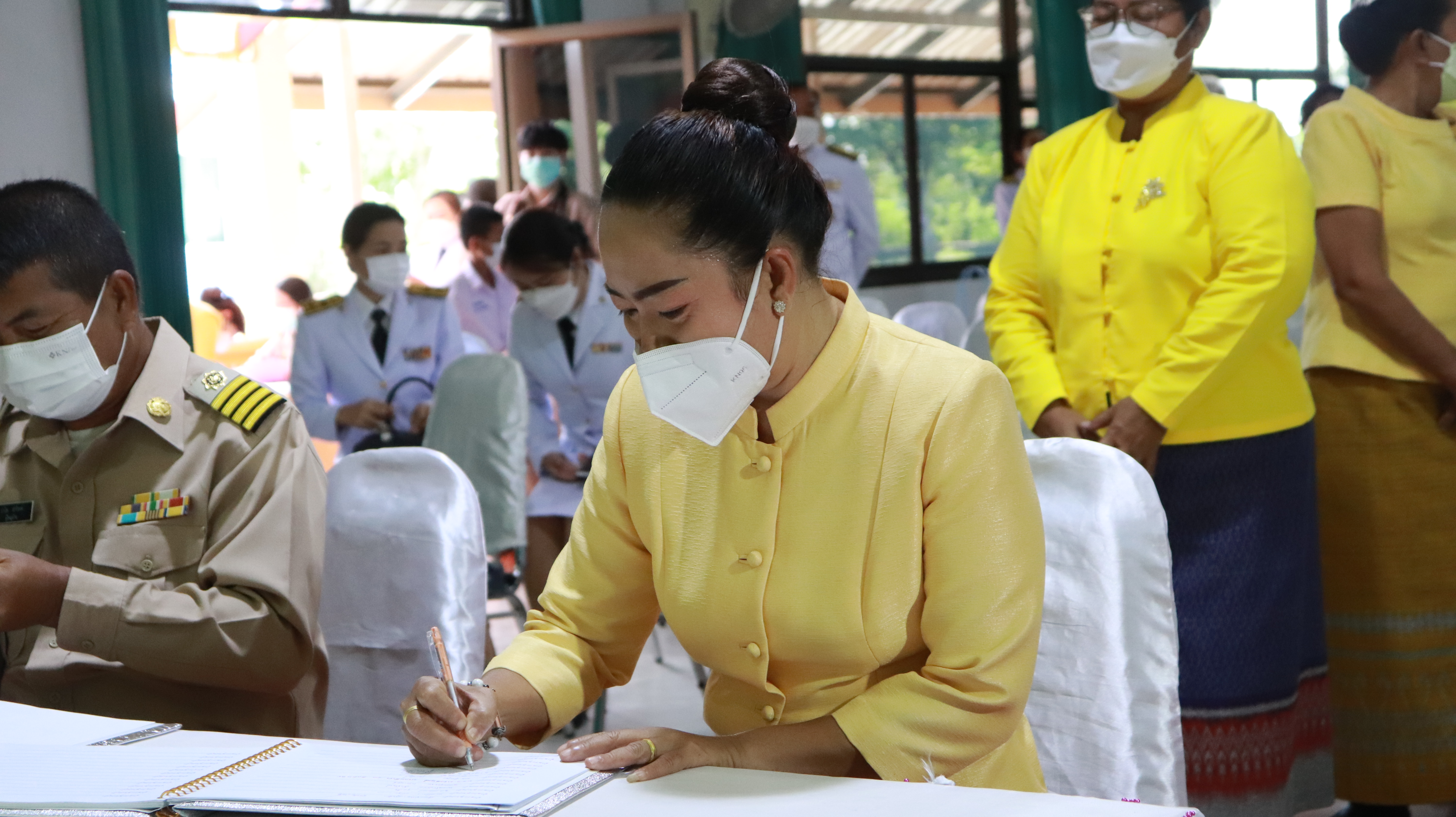ภาพที่ 6